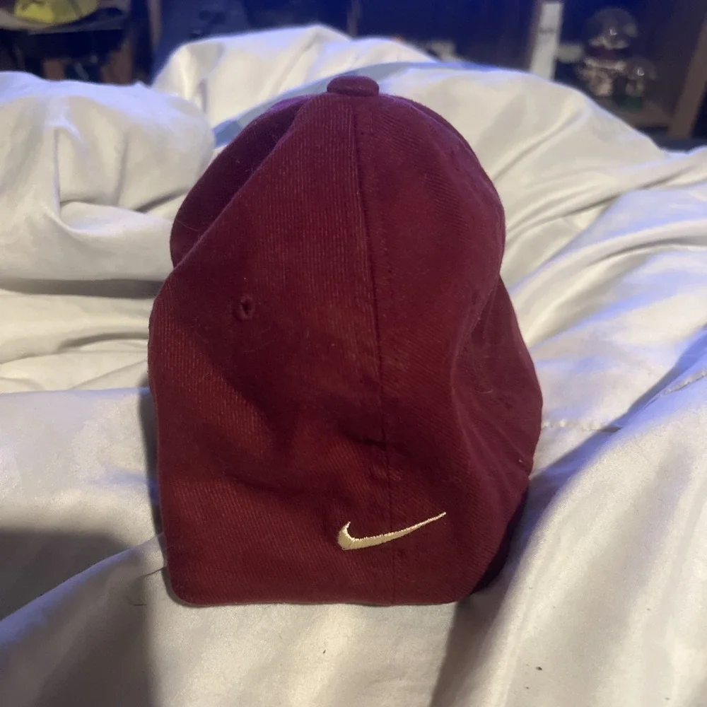 Nike FSU Florida State Seminoles Vtg Stretch Flex Fit Sports Hat‎ Baseball Cap